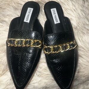 Steve Madden Black Mules with Gold Chain sz 8.5